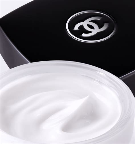 N°1 DE CHANEL REVITALIZING MASK